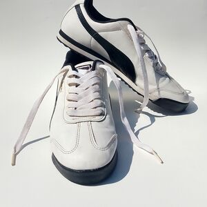 Size 8 - Puma Roma Basic Classic Low Top  Retro Casual White Leather